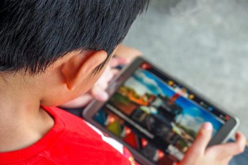 Khi học trò 'nghiện net'