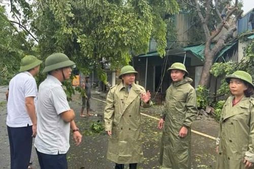 Quốc Oai khẩn trương khắc phục hậu quả bão Yagi, ổn định đời sống người dân