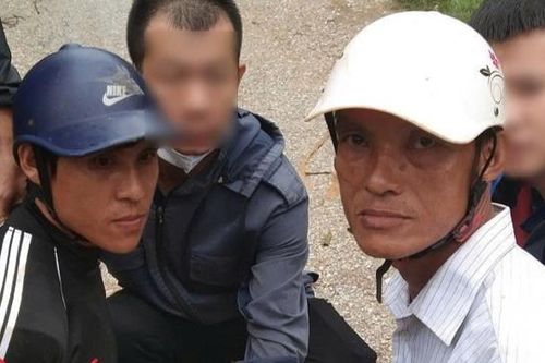 Trên đường giúp dân phòng chống bão, bắt 2 đối tượng tàng trữ ma túy