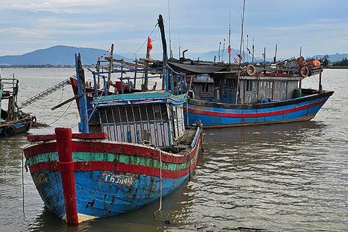 Thanh Hóa kết thúc cấm biển, báo động II trên sông Bưởi