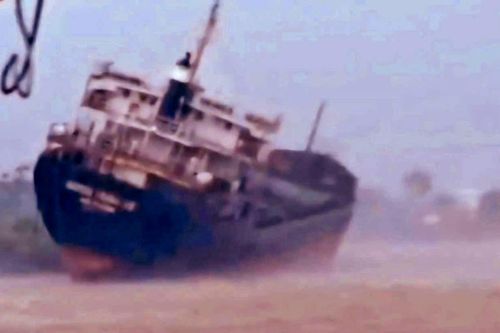 BĐBP Quảng Ninh, thành phố Hải Phòng hỗ trợ 6 phương tiện bị tai nạn, sự cố