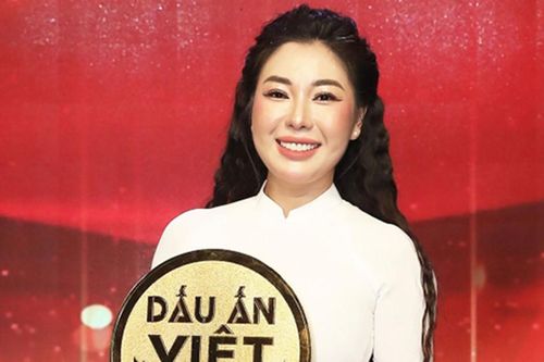 Ca sĩ Thiên Phú giành quán quân 'Dấu ấn Việt' 2024