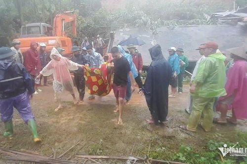 Hiện trường vụ sạt lở khiến 4 người trong 1 nhà tử vong