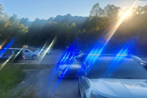 Mỹ: Một đối tượng nổ súng bắn nhiều người trên cao tốc Kentucky