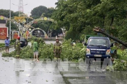 Khắc phục ảnh hưởng bão số 3: Đảm bảo giao thông thông suốt