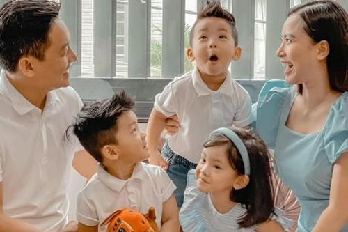 Nữ ca sĩ gây tiếc nuối khi giải nghệ ở tuổi 29, nay sống viên mãn bên chồng diễn viên và 3 con