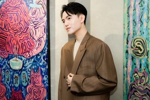 Chàng trai gen Z đang gây sốt làng thời trang: Được Forbes vinh danh, chuẩn bị tham dự Milan Fashion Week