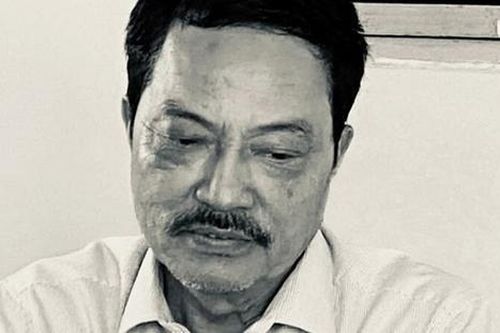 Nghẹn ngào tâm thư con gái ông chủ hãng xe Thành Bưởi qua đời: 'Tiễn biệt bố'