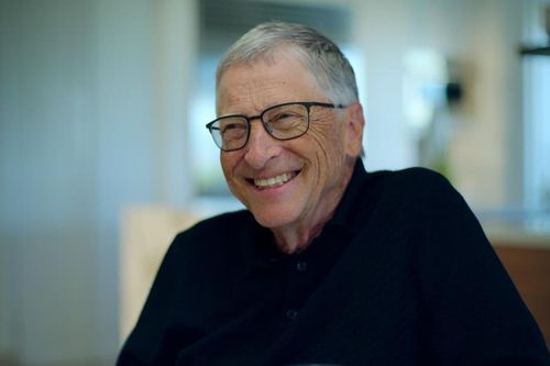 Noi gương Warren Buffet, tỷ phú Bill Gates muốn làm việc thêm 30 năm nữa