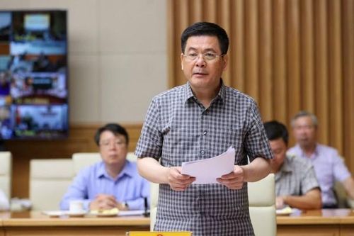 Bộ trưởng Nguyễn Hồng Diên báo cáo Chính phủ giải pháp khắc phục thiệt hại sau bão số 3