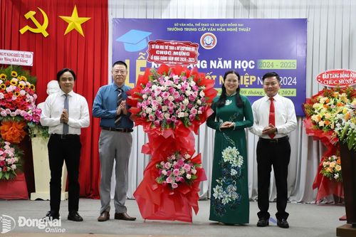 Trường trung cấp Văn hóa nghệ thuật Đồng Nai khai giảng năm học mới