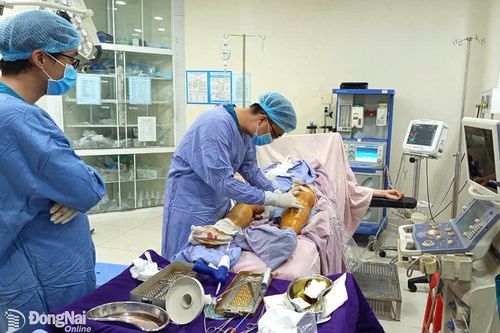Điều trị suy giãn tĩnh mạch chi dưới