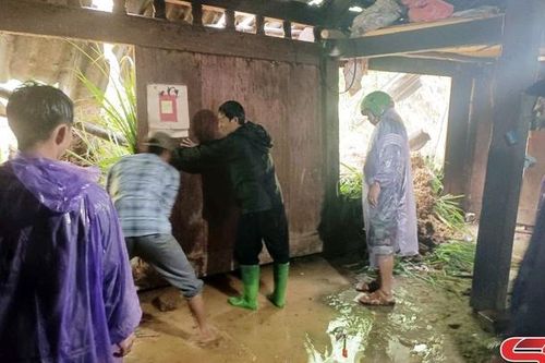Mưa lớn gây sạt lở tại xã Háng Đồng, huyện Bắc Yên