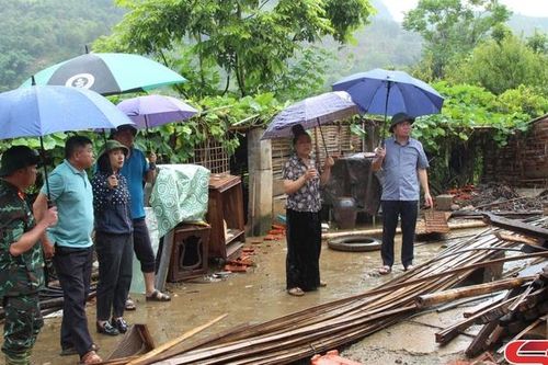Bí thư Thành ủy kiểm tra phòng chống, khắc phục thiệt hại thiên tai