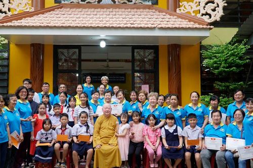 Học bổng cho bạn trẻ yêu môi trường