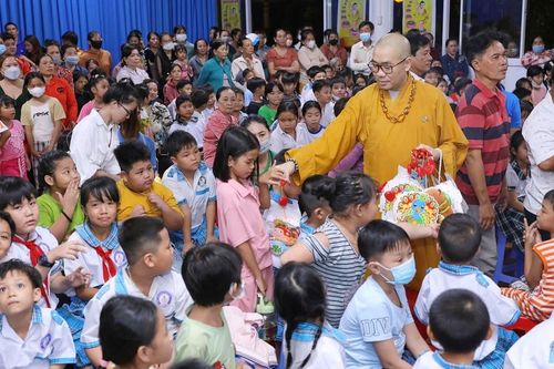 Tiền Giang: Ban Trị sự Phật giáo tỉnh phối hợp tổ chức 'Vui hội trăng rằm' cho thiếu nhi