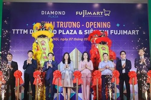 Khai trương trung tâm thương mại Diamond Plaza – Điểm mua sắm lý tưởng của thủ đô Hà Nội
