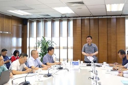 Tái cung cấp điện trở lại và đảm bảo duy trì xăng dầu, nguồn cung hàng hóa thiết yếu cho người dân