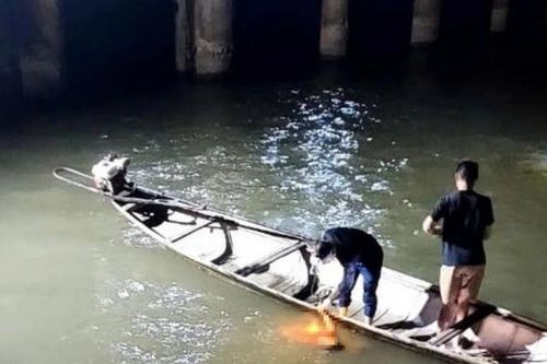 Tìm thấy thi thể hai học sinh chết đuối thương tâm