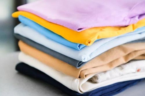 Cách gấp áo thun nhanh và đẹp