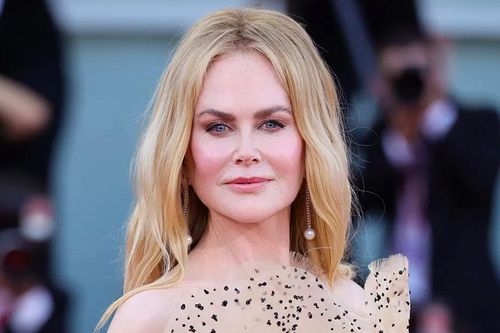 Nhận tin mẹ qua đời, Nicole Kidman rời LHP Venice, không nhận giải thưởng