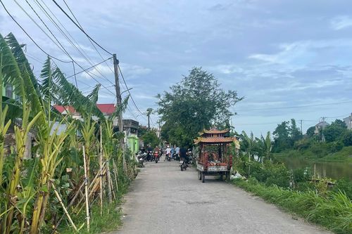 Quê nhà chuẩn bị tang lễ thượng úy 27 tuổi hy sinh khi chống bão Yagi