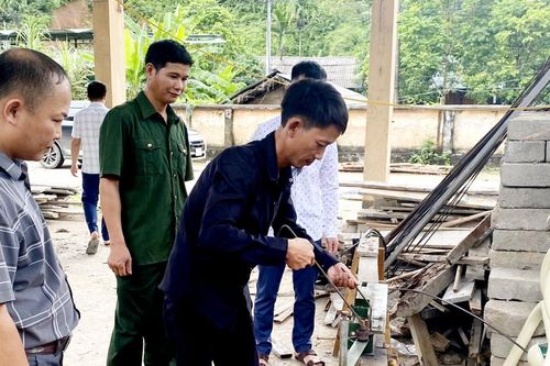 Phát huy quyền làm chủ của nhân dân