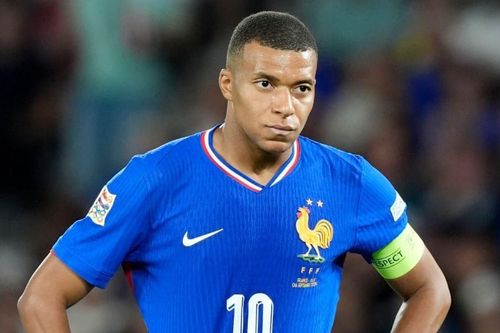 Mbappe bị đồng đội mắng