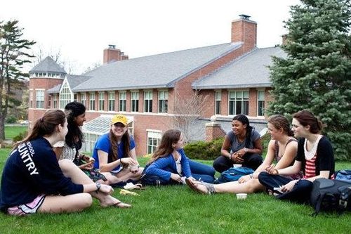 Đa dạng cách các nước tiếp cận việc quản lý dạy thêm và học thêm