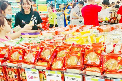 Quản lý thị trường bánh Trung Thu không để hàng lậu 'tuồn' ra thị trường