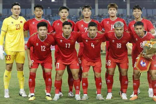 ĐT Việt Nam và Thái Lan có hành động đặc biệt để chia sẻ với nạn nhân bão Yagi