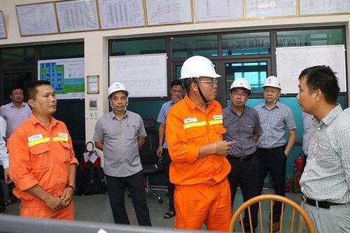 EVNNPT cơ bản hoàn thành khắc phục sự cố lưới điện cao áp
