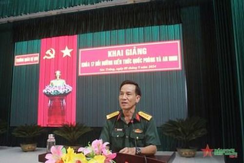 Quân khu 9: Khai giảng lớp bồi dưỡng kiến thức quốc phòng và an ninh đối tượng 2