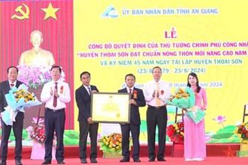 Huyện Thoại Sơn (An Giang) đạt chuẩn nông thôn mới nâng cao