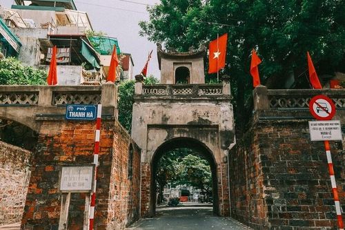 Trưng bày tài liệu lưu trữ 'Hà Nội và những Cửa ô'