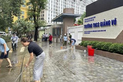 Hà Nội: 30 trường chưa thể đón học sinh trở lại hôm nay