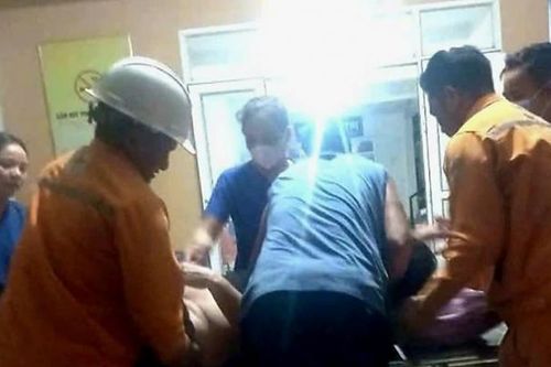 Một phụ nữ bị điện giật đã tắt thở, được công nhân điện lực kịp thời cứu sống