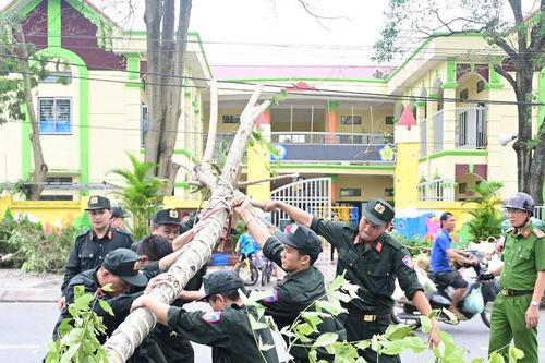 Công an thành phố Hải Phòng tập trung lực lượng khắc phục sau bão số 3