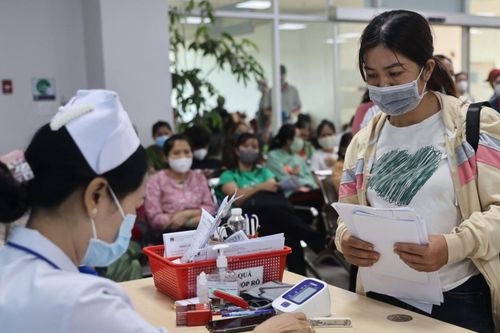 Bộ y tế đề xuất vượt tuyến không cần giấy chuyển viện đối với người bệnh nặng