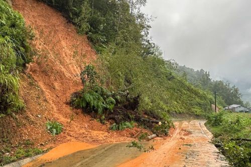 Cao Bằng sạt lở đất nghiêm trọng khiến 1 người tử vong, 20 người mất tích