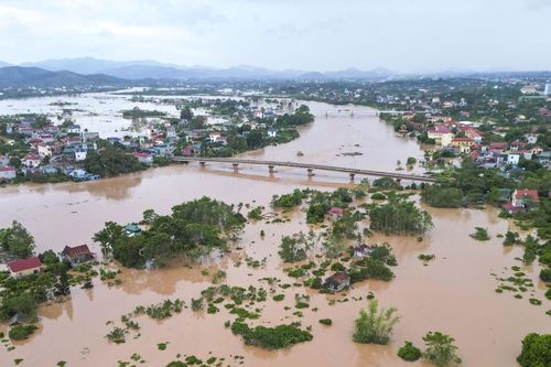 Lũ ngập khắp nơi ở Bắc Giang, nhiều khu vực bị cô lập