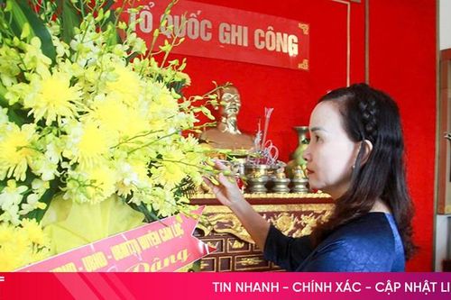 Lãnh đạo huyện Can Lộc dâng hương tưởng niệm nhân 94 năm ngày Xô viết Nghệ Tĩnh