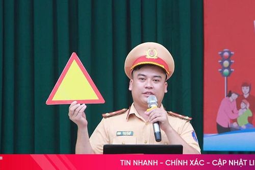 Tuyên truyền nhằm kéo giảm tai nạn giao thông ở lứa tuổi học sinh