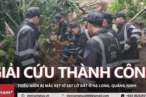 Gần 3 giờ giải cứu thiếu niên ở Quảng Ninh bị kẹt vì sạt lở đất đá