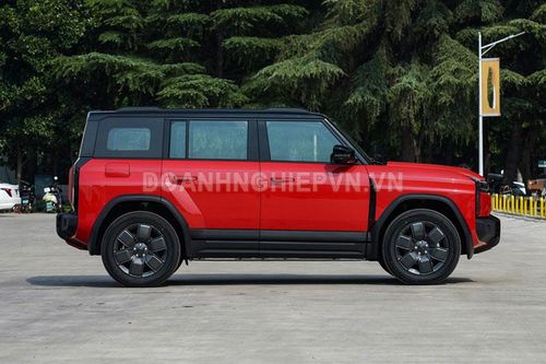 SUV địa hình siêu hầm hố, công suất 279 mã lực, giá rẻ bất ngờ