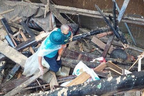 Lào Cai: Đồn Biên phòng Si Ma Cai cứu sống bé 3 tuổi trong vụ lở đất khiến 4 người trong gia đình tử vong