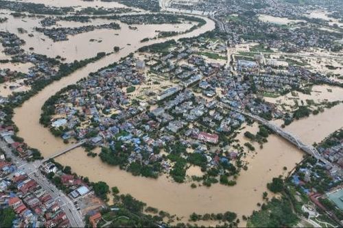 Thái Nguyên: Lũ sông Cầu lớn nhất trong 65 năm, di dời hơn 2.200 hộ dân