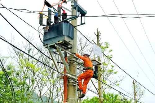 Tập trung hoàn thành các công trình lưới điện: Góp phần nâng cao chất lượng điện năng