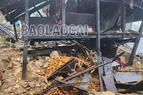 Xã A Lù: Sạt lở đất vào 4 hộ tại thôn Phìn Chải, 7 người mất tích