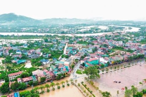 Lục Ngạn (Bắc Giang): Nhiều tuyến đường, khu dân cư ngập sâu trong nước lũ
